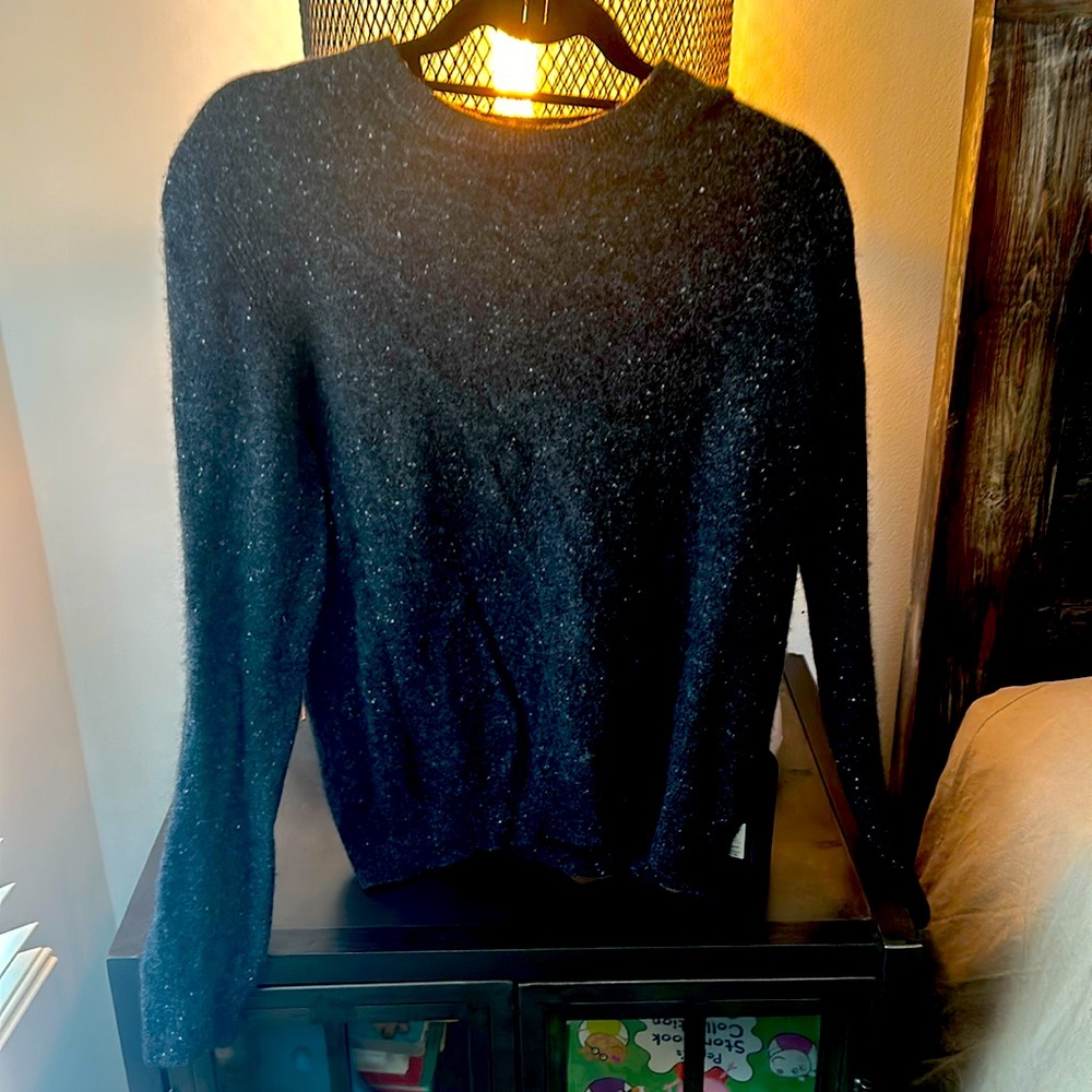 Daniel Hechter medium 100% cashmere worn